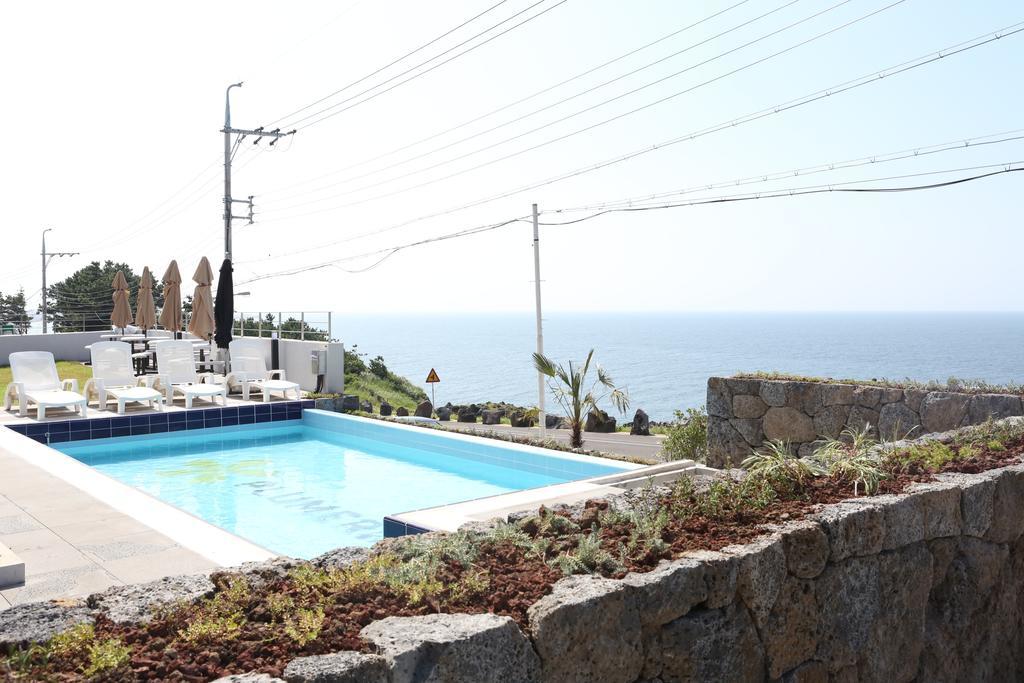 Plumeria Pension Jeju Exterior foto