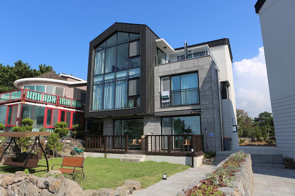 Plumeria Pension Jeju Exterior foto
