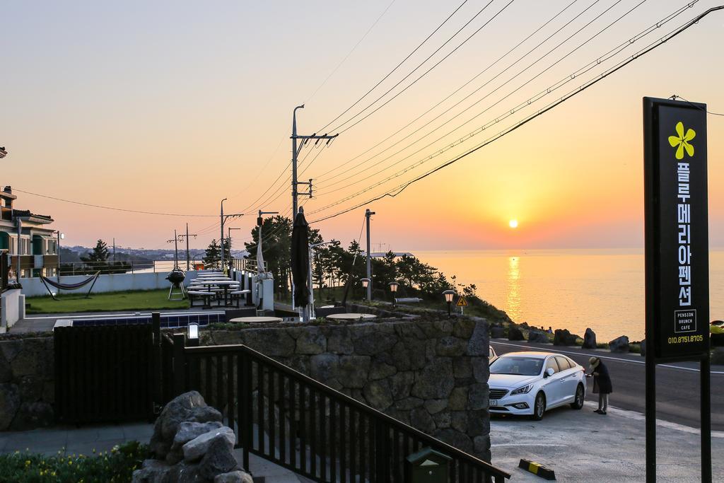 Plumeria Pension Jeju Exterior foto